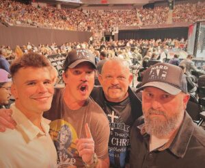 Mickey Gall Instagram - Great crew for #UFCAustin tonight👊
@chuckliddell @mickeygall @danhollaway  @stjamesstjames
