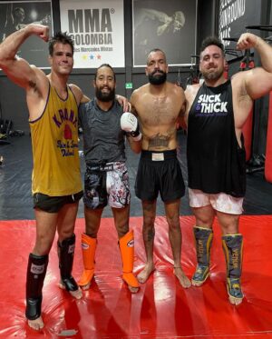 Mickey Gall Instagram - Great training @mmacolombia with mi hermanos @elpatronmma & @sebaspitbull a couple of top mma prospects over in Colombia. I’m lookin forward to having them @killcliff_fc to get more work together & w the team

My biggest brother @gerarddgaf and I been puttin in work together across the world & mucho grande things coming w @slicknthickshow