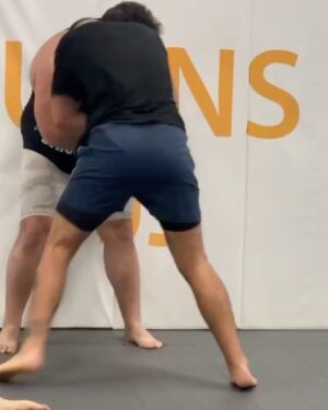 Mickey Gall Instagram - Great training @mmacolombia with mi hermanos @elpatronmma & @sebaspitbull a couple of top mma prospects over in Colombia. I’m lookin forward to having them @killcliff_fc to get more work together & w the team

My biggest brother @gerarddgaf and I been puttin in work together across the world & mucho grande things coming w @slicknthickshow