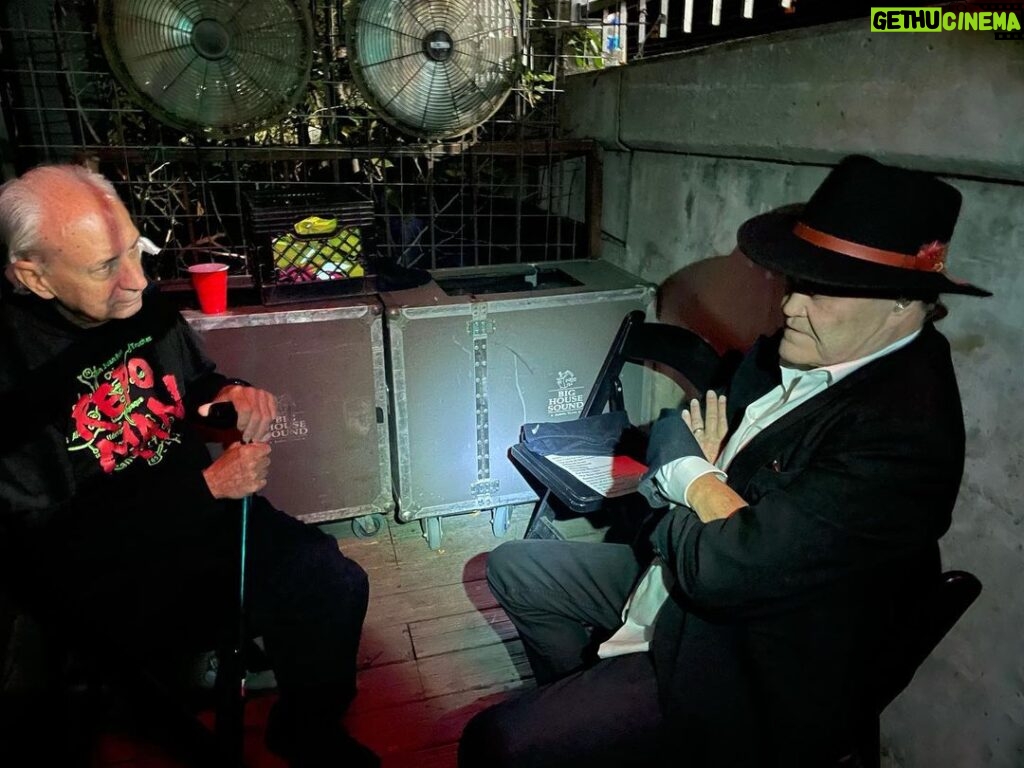 Micky Dolenz Instagram - Pre show hang outside stage door at Stubbs in Austin, Texas . #mickydolenz #michaelnesmith #themonkeesfarewelltour #stubbsbbq Stubb's Austin