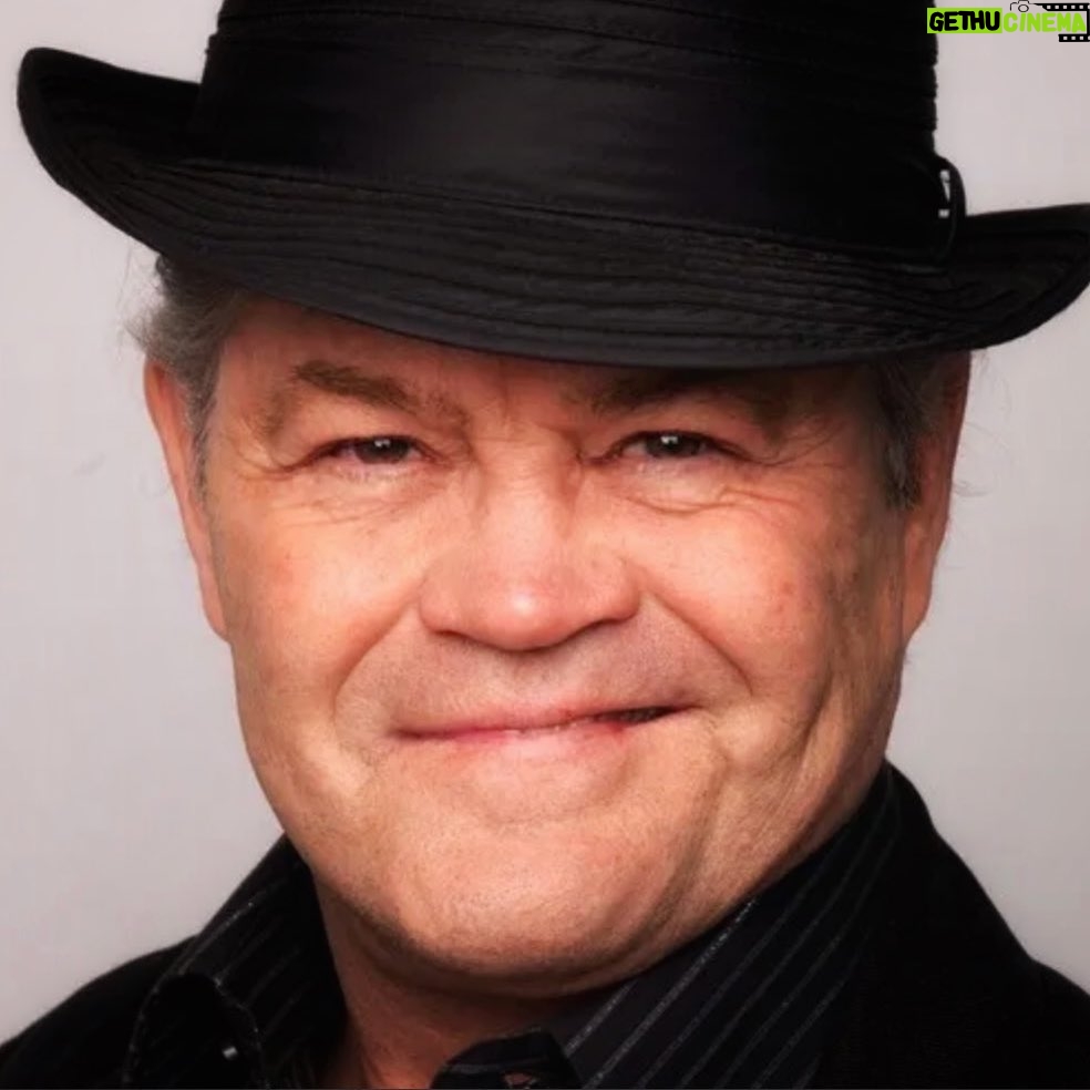 Micky Dolenz Instagram - #showbiz411 -Article by Roger Friedman. “Dolenz Sings Nesmith” Unexpectedly Runs Out at Amazon- ...Amazon usually has enough of everything in stock. But they underestimated the demand for Micky Dolenz’s new album, “Dolenz Sings Nesmith,” a collection of gorgeous new recordings of Mike Nesmith songs by his Monkees c0hort Micky Dolenz. Right now, the words “Temporarily out of stock” have gone up on Amazon. I am assured that a new order has been placed. In the meantime, you can buy the CD on Micky’s website. A long time ago in a far off galaxy, the great singer Harry Nilsson recorded a whole album of songs by the still not so well known Randy Newman. It was a big hit and a cult favorite. I remember that album in everyone’s collections. It was a must have. Micky remembered it, too, and wanted to do a similar project with Nesmith for the last, uh, 50 years. Mike’s son, Christian, produced it, and the album cover is a tribute to “Nilsson Sings Newman.” It’s not just Micky’s voice that is outstanding on this collection. Or the songs, which including Mike’s hit that he wrote for Linda Ronstadt, “Different Drum.” It’s also the band. They are insanely good. They are tight and in the groove. The production is sterling. This CD has not left my car for two weeks! Give it a play here on Spotify but get a physical copy if you can. The album package is beautiful, with liner notes, lyrics and photos. I am truly impressed. Why does Micky sound just like he did on those Monkees hits? Wonderful! #mickydolenz #themonkees #michaelnesmith #dolenzsingsnesmith @7arecords #rogerfriedman
