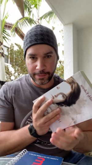Miguel Augusto Rodríguez Instagram - “Historias para Ana: Génesis” , obra de @nasblykalinina escritora venezolana, mi apoyo incondicional siempre! / y ahora en adelante con mi querida @danielalosabe por #clubhouse en #volvamosahablar