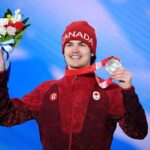Mikaël Kingsbury Instagram – 3 Olympic starts, 3rd Olympic medal🥈🥇🥈 #beijing2022