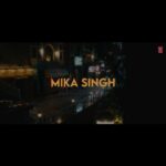 Mika Singh Instagram - A gangster's heart, a lover's soul – our story told in every gunshot and hug. #NaaDasDe by a romantic gangster Mika singh @mikasingh @tseries.official @paramrajofficial @yesha_sagar @ghaint.jxtt #ComingSoon . . . . . #mikasingh #bollywoodsong #naadasde #tseries #vocals #newreleases #Teseriespromotion #gangster #dhunali #hits #Superhits #Songoftheyear #punjabi #trending #instagram #explore #trending #gangstermikasingh #badboymikasingh #viralvídeos #viralreels #trending #singersongwriter #singers
