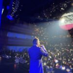 Mika Singh Instagram - How many of you have heard this song before? Please comment the name of the song . This is composed by the super talented @mithoon11 .. . . . . . . . #mikasingh #viral #trending #bollywoodsinger #singer #bollywood #instagram #bollywoodsongs #viral #horse #horseriding #richest #richestman #richestlifestyle #mikasinghlive #mikasinghusatour2023 #bolllywoodsingers