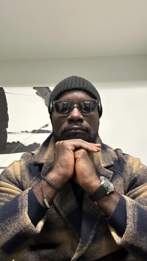 Mike Colter Instagram - I'm seldom in agreement with our judicial system in America. This is one time I agree. Not only are you sparing tax dollars, but you are actually trying to rehabilitate through giving the offender a life lesson that they obviously never learned. Having worked as a waiter for years I believe there is nothing more valuable for building a person's character then to require them to work in the food service industry. I think 6 months to a year would be sufficient. Let them be of service to someone and learn how to deal with a multitude of personalities from all walks of life. RESPECT 🫡 to the judge for THIS case. #chipotle  #respect #foodservice