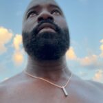 Mike Colter Instagram - Trying to play it cool but can't find the bathroom fast enough 😰😭 #mayday #stateofemergency #finalcountdown #beachbum #notimetotalk #holdthatthought