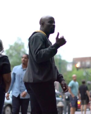 Mike Colter Instagram - On this day 5 years ago LUKE CAGE Season 2 premiered in Netflix directed by @lucyliu. My how time flies. #neflix #lukecage @marvelslukecage  #mikecolter #marvel #comicbooks #superhero #harlem #hbcu