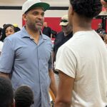 Mike Epps Instagram - Thank you 🙏🏽 Heavenly Father for the opportunity to give our city kids some joy and hope this year at the MIKE EPPS 1st annual back to school shoe blessing ceremony I wanna thank @reginamarsh56 Indianapolis Pal club commander Ida Williams and @mayorhogsett for all the support let’s keep making these kids happy