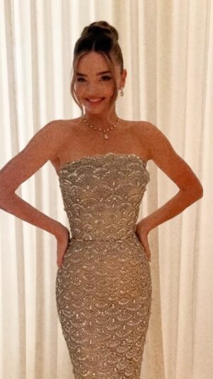Miranda Kerr Instagram - An ode to @oscardelarenta ✨