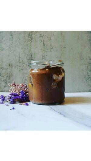 Miri Pérez-Cabrero Instagram - Mousse de chocolate con solo 2 ingredientes y facilísima de hacer!!!! 🤍
.
I N G R E D I E N T E S:
⚡️2 plátanos 
⚡️1/2 tableta de chocolate negro derretida (la derrito con una cucharadita de aceite de coco así se derrite mejor) 
Opcional: maracuyá 
.
I N S T R U C C I O N E S:
1️⃣trituramos los plátanos junto con el chocolate deshecho, llevamos la mezcla a un molde de cristal y nevera por un mínimo de 2h ✨ listo!!!! 
.
Yo suelo dejarlo toda la noche y me lo como al día siguiente!! 
#mirisrecipes #healthy #saludable #receta #recetas #recetassaludables #recetassanas #recetasfaciles #recetafacil #mousse