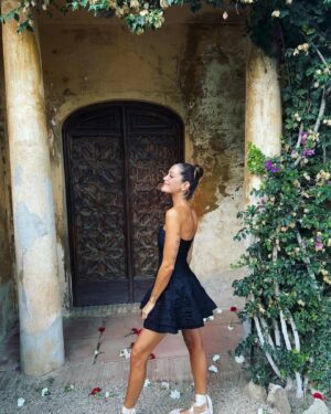 Miri Pérez-Cabrero Instagram - Ayer fue el mejor día de mi vida🤍 Blanqui y Marcos forever in my heart✨✨✨✨✨✨✨✨✨✨ no se puede describir…!!!!!!!!!!! #diary 

Pendientes de @mdepaulet & @valytyplace
