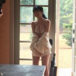 Mizuki Saiba Instagram - ヤングガンガン、発売中です♩ 何か用事やお買い物でお外に出る機会がある方は、ついでに是非🌱 藤本さんが撮ってくださいました💭 楽しかったな～☺️ #ヤングガンガン