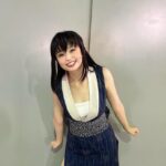 Mizuki Saiba Instagram - #舞台鬼滅の刃 其ノ肆 遊郭潜入 全公演終了しました🏮 ご観劇くださった皆様、応援してくださった皆様本当にありがとうございました。 約2ヶ月間、みんなとずっと一緒にいたのでちょっと、いや結構さみしいです 舞台鬼滅の刃シリーズはずっと客席で観ていた側だったので今回初参加させていただけることになり、うわ！伊之助の猪頭だ！！すげ！とか、伊黒さんの刀やっぱりかっこいいなあ……とか、全てのことに感激しながら稽古したり本番したりの日々でした。 とても素敵なキャストやスタッフの皆様に囲まれて、日々食らいつこうとし続けた2ヶ月でした ド派手な天元様、雛鶴さんまきをさん。 遊郭に潜入していたのがもう夢だったみたいです。笑 須磨ちゃん、ありがとう～ それではまた、どこかで💎