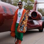 Mohamed Ramadan Instagram – 🛩️🕶️💫 SAFAR
#SAFAR #MR1 #GoldenConcept #سفر 🤌🏽