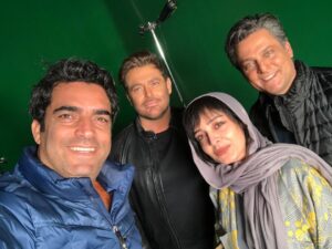 Mohammadreza Golzar Instagram - .
پشته صحنه عاشقانه ٢
بزودي...