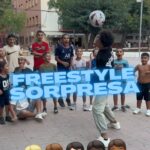 Mohammed El Amine El Khayari Instagram - increíble lo que puede llegar a conectar a las personas un simple balón !!! nunca dejaré este deporte si allah me lo permite ‼️❤️ #mohafs #freestyle #figueres #skills Marca De L'ham