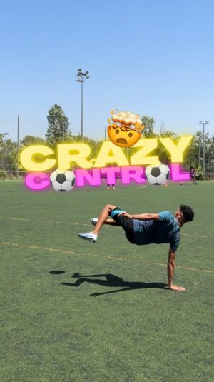 Mohammed El Amine El Khayari Instagram - Puntúa mi control del balón ⚽️😁 a mi manera como siempre ‼️ #control #soccer #freestyle #mohafs #skills #challenge 
🎶: @alrimaoff - DIWANA