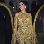 Mona Zaki Instagram – A Golden Night 🌟 with @voguearabia 

Stylist: @cedrichaddad 
Dress: @zuhairmuradofficial 
Jewelry: @bulgari 
Bag: @sandraj_handbags 
Makeup: @ojmakeupartist 
Hair: @rafifazaa 
Photo: @ranifawazofficial Raffles The Palm Dubai