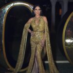 Mona Zaki Instagram – A Golden Night 🌟 with @voguearabia 

Stylist: @cedrichaddad 
Dress: @zuhairmuradofficial 
Jewelry: @bulgari 
Bag: @sandraj_handbags 
Makeup: @ojmakeupartist 
Hair: @rafifazaa 
Photo: @ranifawazofficial Raffles The Palm Dubai