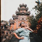 Mona Zaki Instagram - Throwback from my beautiful trip to Bali...Thank you @a_zaatar for the amazing photos 🙏 Bali Indonesia