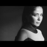 Mona Zaki Instagram - ‎نمرة اتنين .. مشروع درامي مختلف هتشوفوه قريب على منصة شاهد @shahid.vod @producersfilms #nemra_etnien Styled by @maigalal Dress @villababoushka @flarepr Make-up by @monagamalofficial Hair by @alsagheersalons @shady_hair_stylist