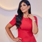 Mona Zaki Instagram - استنوني علي @mbc1 في برنامج @kalamnawaeminsta الساعة ٩.٣٠ مساءً بتوقيت السعودية Stylist: @cedrichaddad Dress: @maisonvalentino Jewelry: @chaumetofficial @chaumet_arabia Makeup: @ojmakeupartist Hair: @rafifazaa Management: @ginger__tm Mbc Studios Dubai Studio City