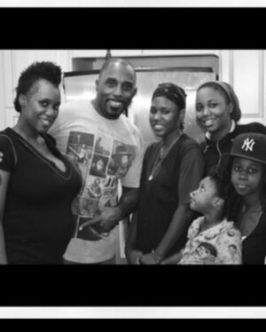 Monique Dupree Instagram - Uncle…thank you for everything 
I didn’t know our last conversation would be our LAST conversation 
Thank you for you love since day one. 
Nothings every going to be the same 
You’re a FUCKING WARRIOR and my hero. Kiss everyone for all of us
Rest easy
I know you say stay strong, but I’m crumbling right now. I know I’m not the only one but I feel so FUCKING ALONE