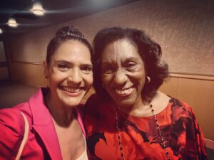 Monique Gabriela Curnen Instagram - My second mom, the phenomenal Hyacinth Lee, made her acting debut in the independent short film @apologeticallyblackfilm and was sensational! So delighted to celebrate her, @lanoland & the fabulous cast & crew that gave their hearts & souls to this film. It’s a funny, poignant, deep take on identity, self-loathing and self-love. Proud of you, mom! #familia #indiefilm #blackfilm #blackfilmmakers