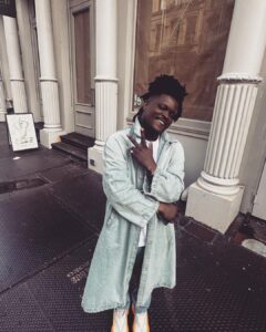 Monique Gabriela Curnen Instagram - Thank you @laolunyc for the inspiring studio visit! The conversation was deep & laughter was too 🙌🏽 🌟 So grateful to hear about your creative journey & for the magical summer afternoon #summer #artist #diaspora #inspiration #nigeria #newyork #create