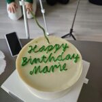Moon Jeong-hee Instagram - #풀풀이들 #팬카페 #십여년만에 #모임 #생일파티 #생일주간 #감사합니다 #정성가득 #윳놀이 #제일신남 #무넌니 풀풀이들 먼길와서 무넌니 파티도 준비해주고, 잼나게 수다도 떨고 웃으며 행족(!)하고 즐거웠어! 고마워 😊😊😊😊 내사랑들 🌿 ☘️ 🌿 ☘️ 🌿 Ps. 훈민정음 윳놀이는 그야말로 꿀잼! 나혼자 왤케 신났지?♡승리하신 팀 축하해요 🎉 @fullmoon_fullfull