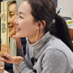 Moon Jeong-hee Instagram - #생일 #축하 #고맙습니다 #친구들과 #마누 #manu #생일파티 #함께해주셔서감사합니다 늘 마음다해 챙겨주고 사랑해주는 친구들과 가족들이 있으니 정말 행복합니다. 축하해주셔서 감사합니다 ㅎㅎ 행복하세요♡ Ps.제인루이이네 💕 늘 감사해요 잭슨이네 함께해주셔서 고마웠어요 @chris_kim1979 @justinkim1978 @manu_goldenretriever
