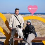Moon Jeong-hee Instagram - #마누 #manu #christmas #friends #holy #holiday #jane #ruy #peace #dogs 친구들과 함께하는 귀한 성탄절 입니다! 아이들 때문에 우당탕당 정신없지만, 가만히 이시간들이 지나갑니다... 예수님이 주신 귀한 선물들을 잘 누리겠습니다. 참으로 감사합니다... 모두 메리크리스마스 Merry Christmas all of you ♡♡♡ @manu_goldenretriever @joli_talon @foto.camper @justinkim1978 @chris_kim1979 @russell_jowoo