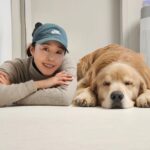 Moon Jeong-hee Instagram - #마누 #manu #perfectflooring #퍼펙트플로링 #강아지장판 #논슬립 #크리스마스 #선물 #내돈내산 #후기 #강아지 #관절을위해 #청소 #편해요 마누와 놀러오는 강아지 친구들의 다리관절 건강을 위해 강아지 전용 바닥으로 변신!! 미끌어지지 않고 마누가 누웠다가 일어날때도 편한것같아요!! 쿠션닝 어느정도 되고요, 펫전용이라 이염에도 강해요! 어딜가나.. 마누가 먼저네요♡ 건강한 다리 forever!! @perfect_flooring_ 사장님 너무 좋아요 진작할걸 그랬어요! 시공잘해 주셔서 감사합니다 ❤️
