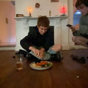 Morgan Davies Instagram - Sorry I never post. Here I am eating schnitzel ❤️