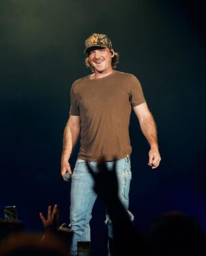 Morgan Wallen Instagram - Chicago, I can still feel the energy today. Thank you for an incredible couple of nights in your city. 

📷: @davidnlehr & @matthewpaskert