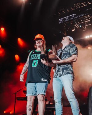 Morgan Wallen Instagram - What a trip 🌎