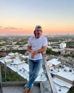 Morgan Wallen Instagram - Something in it them California girls love Los Angeles, California