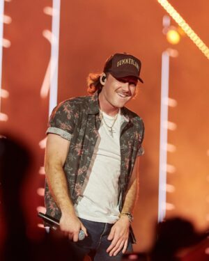 Morgan Wallen Instagram - Oops, the small town southern boy sold out SoFi. Thank you for the legendary night LA

📷: @davidnlehr & @matthewpaskert