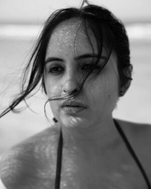 Mridanjli Rawal Instagram - 🖤
:
:
#blackwhitephoto #monochromatic #mondayvibes #girlstyle #beachstyle #live #love #blackandwhitephotography #goa #morjim #blackandwhitephotographer #music #elvis #românce #serenè #beauty #magic
