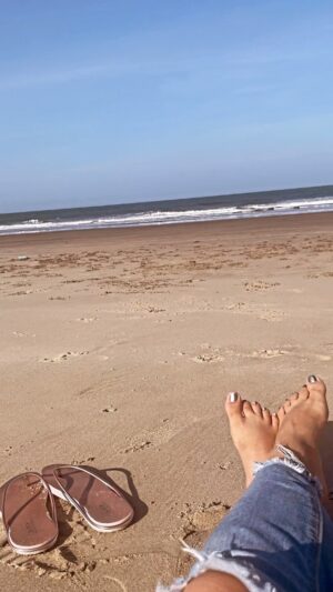 Mridanjli Rawal Instagram - Do you love seaview too??🥹🥹♥️
:
:
:
#goa #love #beachvideo #peace #goadiaries #goabeach #mandrem #mandrembeach #soul #travelblogger #adventure #sea #seaview #please #reelsinstagram #réel #reelsvideo #reelkarofeelkaro #weekend #sunday