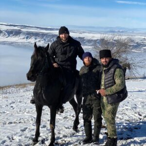 Mukhamed Berkhamov Instagram - Мои достойные братья
Прогулки по горам🐎🐎🐎