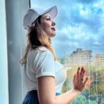 Munmun Dutta Instagram - A work trip to Nashik ended up in a walk in the rain and nature 😍 . 📷 @afreenriaz. By Afffffiiiiiii 😘😘😘 . #rainyday #munmundutta #travelandwork #walkinnature #travel #roadtrip #nashik #workandtravel #picturesoftheday