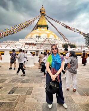 Munmun Dutta Instagram - Pashupati Nath temple and Boudhanath Stupa 🙏🏻🇳🇵 
.
.
.
#munmundutta #travel #nepal