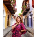 Munmun Dutta Instagram – Capturing the beauty of Cartagena through the lens of the sweetest @anabenedetti25 . 

This fabulous carribean destination , which is one of most frequented tourist destinations in Colombia,  holds the secrets of history  within its walled city, it’s balconies and in the narrow stone walkways. 

And running around in those lanes with  Ana was a real treat indeed 🇨🇴🫶

Dress @smisingbee 

#munmundutta #solotravel #sologirltravel #cartagena #cartagenadeindias #colombia #colombiatravel #southamerica #walledcity #carribean Cartagena De Indias, Colombia