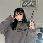 Murase Sae Instagram - #dailylook 😮⁉️💭🥤🖤🎄👣 tops...12/8 @andgeebee_official