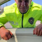Murat Kekilli Instagram - Dikkat!! Niğde Ulukışla’da depremzedelere yardımdan dönüşte insanlık radarına yakalandık.Videonun devamını hikayede bulabilirsiniz. #asker ve #polis candır.
