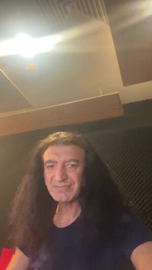 Murat Kekilli Instagram - Anma Diyorsun da Biz Anarız Arkadaş. Mekanın cennet olsun ustam.❤️🤘🎸🤲