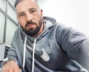 Murathan Muslu Instagram - HEPPI FREIDEY

#nike
