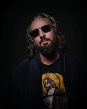 Murathan Muslu Instagram - Shooting Day - Foto by Sascha van der Werf - @saschavanderwerf 🙏  #thedude #biglebowski #vienna #2022